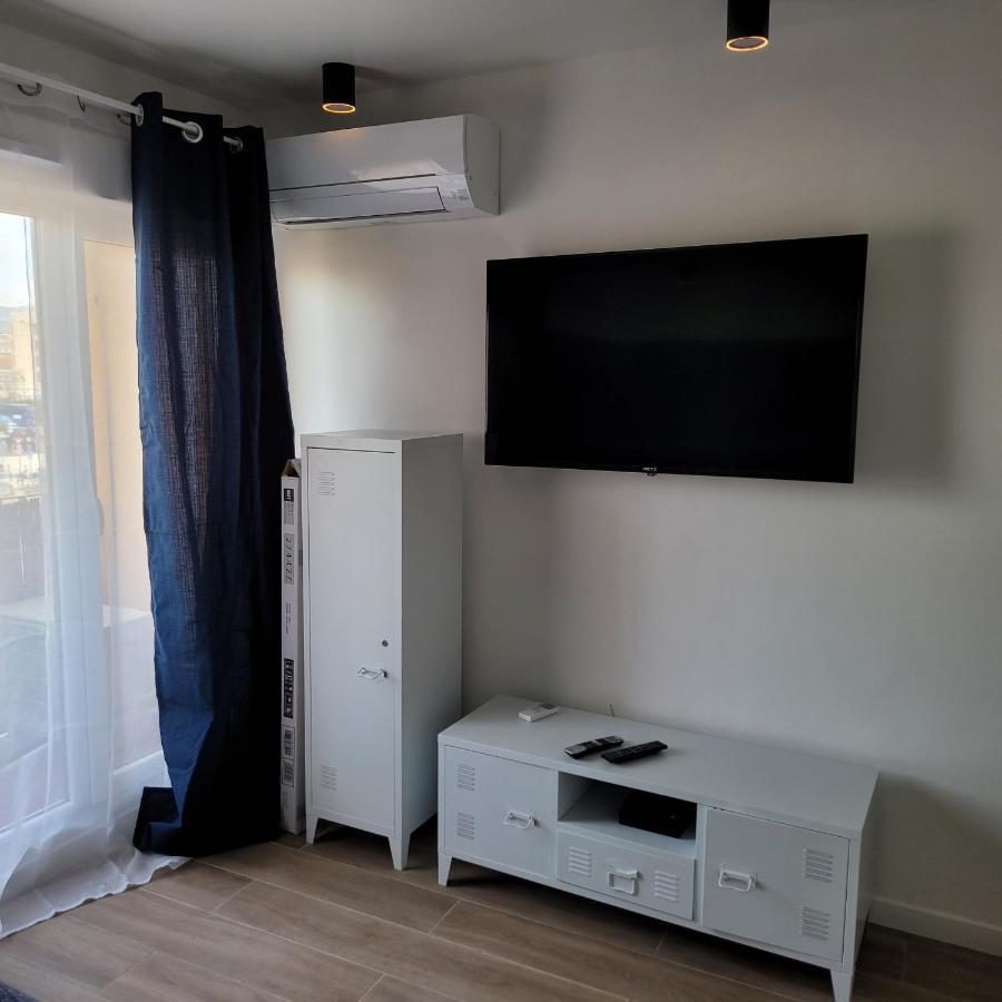 Studio Gare Saint Charles 7Eme 10 Mns Vieux Port Apartment Marseille Ngoại thất bức ảnh