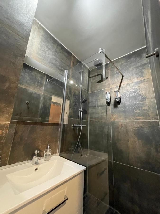 Studio Gare Saint Charles 7Eme 10 Mns Vieux Port Apartment Marseille Ngoại thất bức ảnh